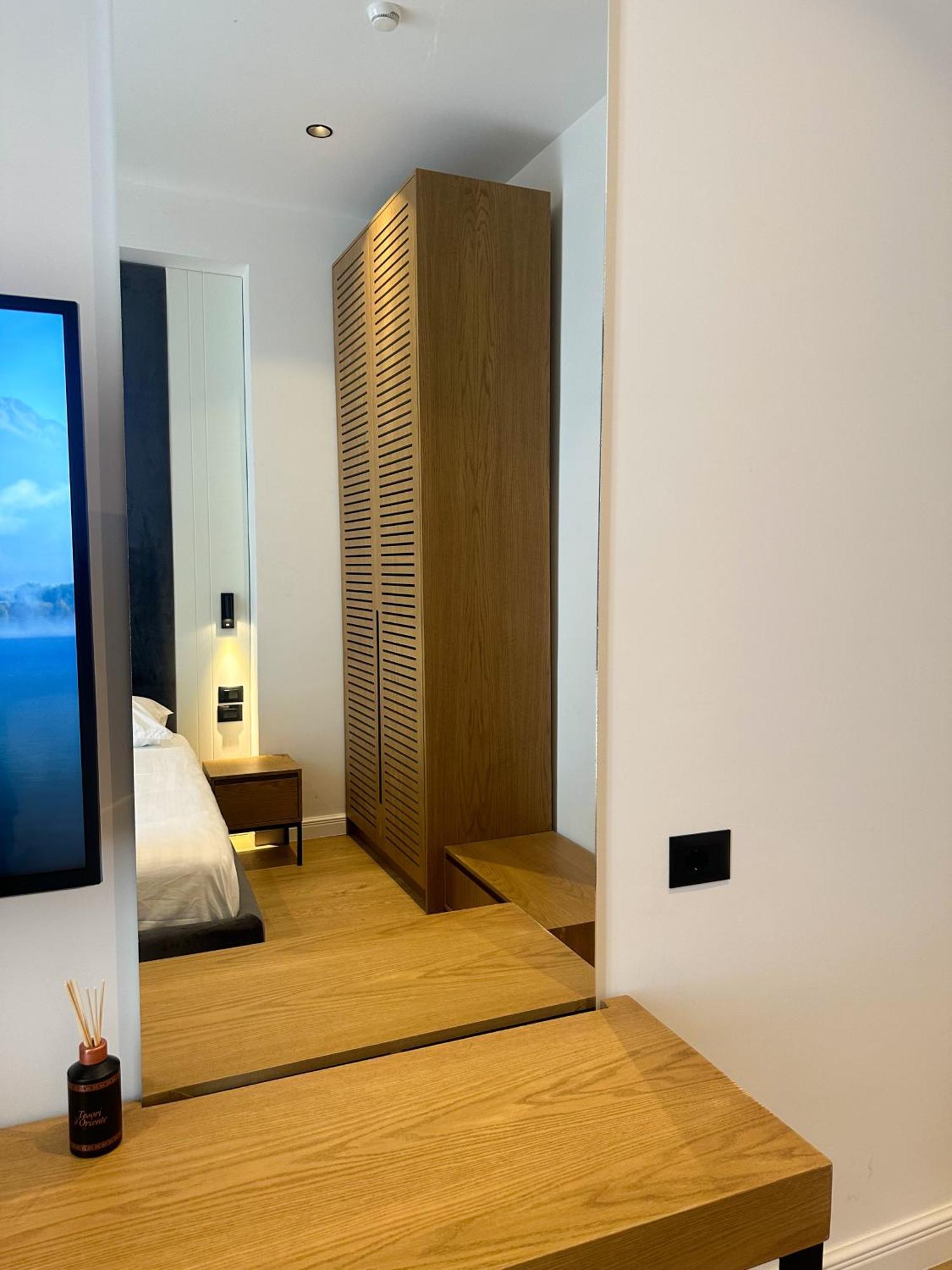 Oniro By Iliria Palace (adults Only) Himare